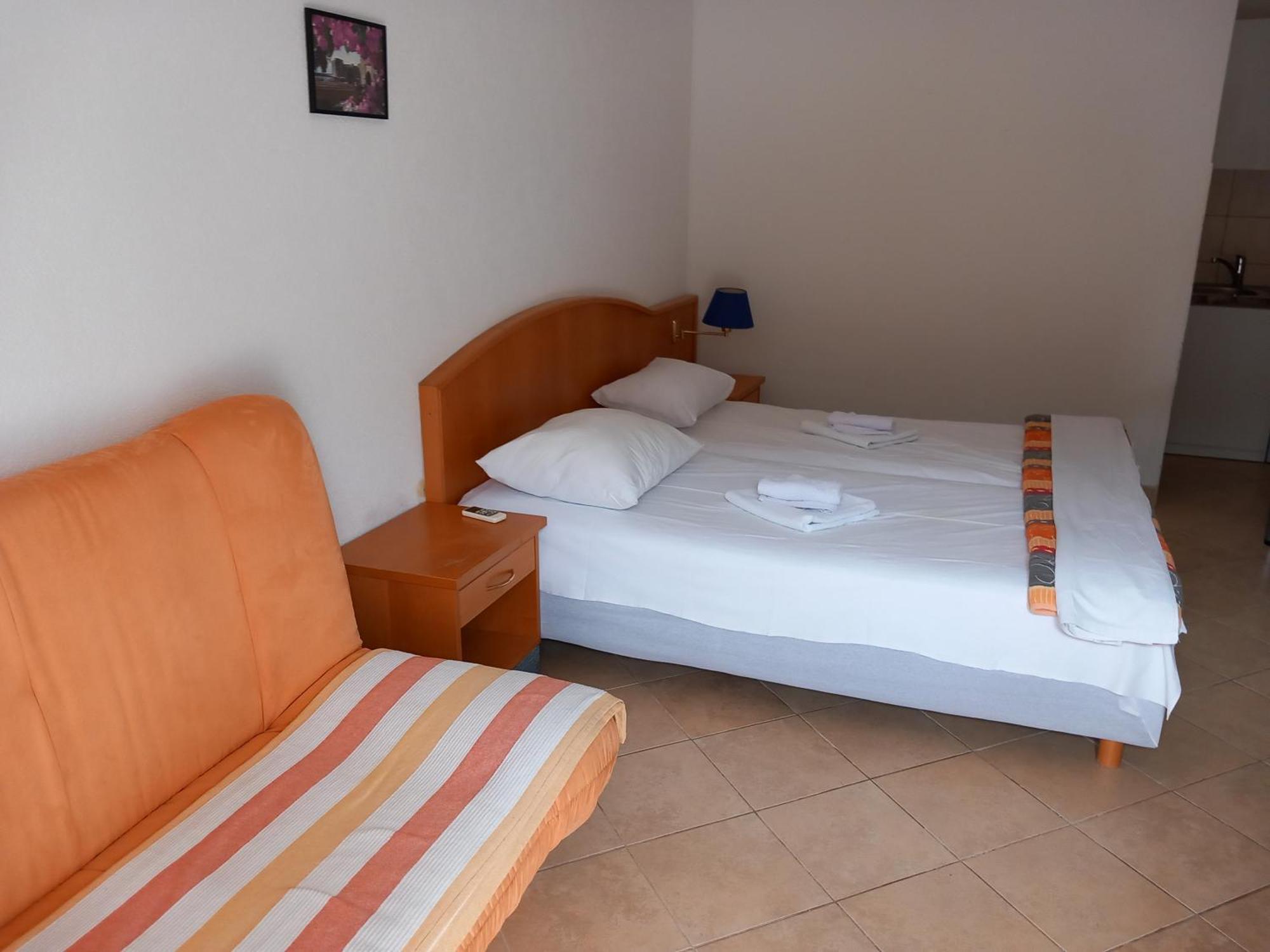 Apartment Studios Tonina
